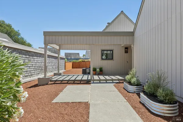 Property Slideshow image 3 of 45 | 762 crocus dr, Sonoma, CA, 95476