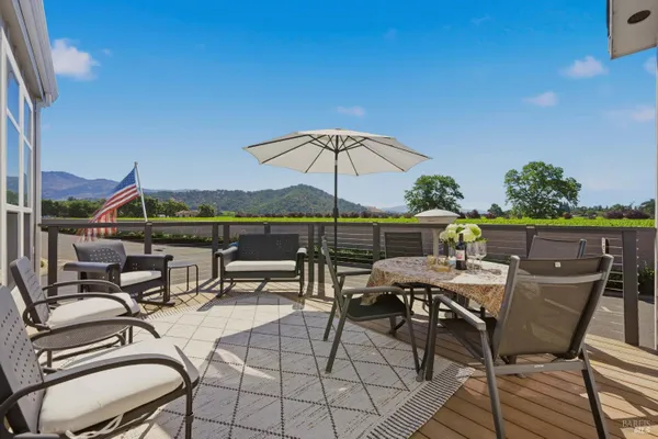 Property Slideshow image 3 of 22 | 177 sherry cir, Yountville, CA, 94599