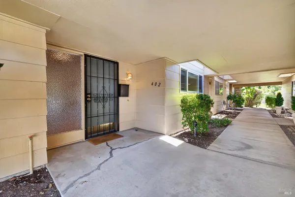 Property Slideshow image 2 of 29 | 402 meadowgreen dr, Santa Rosa, CA, 95409
