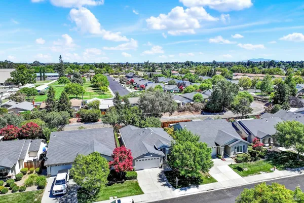 Property Slideshow image 3 of 76 | 361 grand canyon dr, Vacaville, CA, 95687
