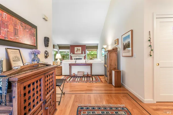 Property Slideshow image 3 of 47 | 426 woodley way, Santa Rosa, CA, 95409