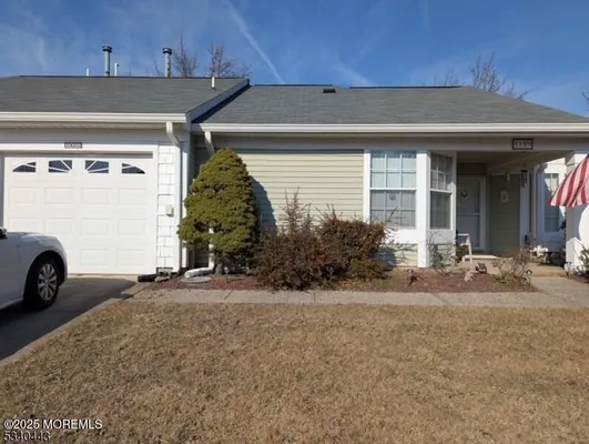 Property Slideshow image 3 of 20 | 1109b buckingham dr, Manchester, NJ, 08759