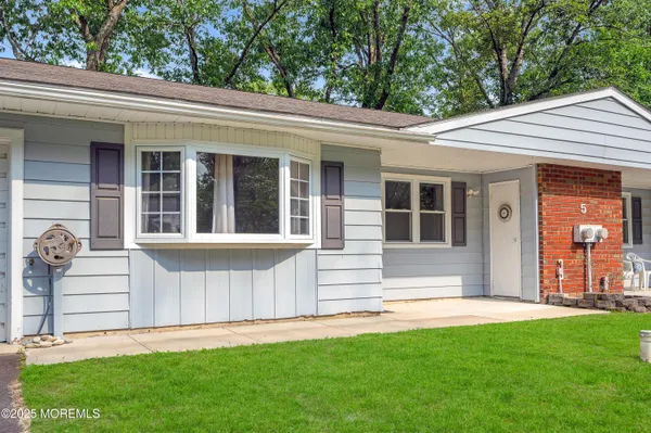 Property Slideshow image 3 of 25 | 5 oregon dr b, Whiting, NJ, 08759