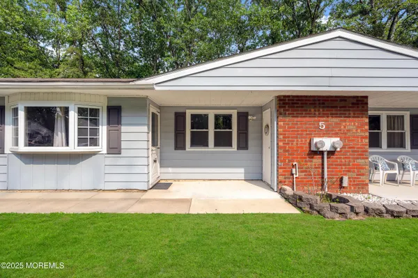 Property Slideshow image 2 of 25 | 5 oregon dr b, Whiting, NJ, 08759