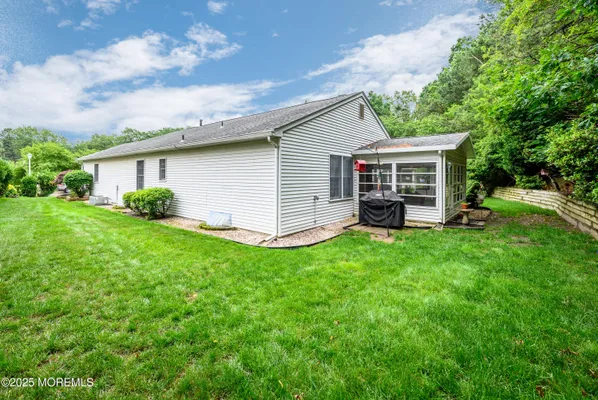 Property Slideshow image 3 of 33 | 1912 quimby ct, Toms River, NJ, 08755