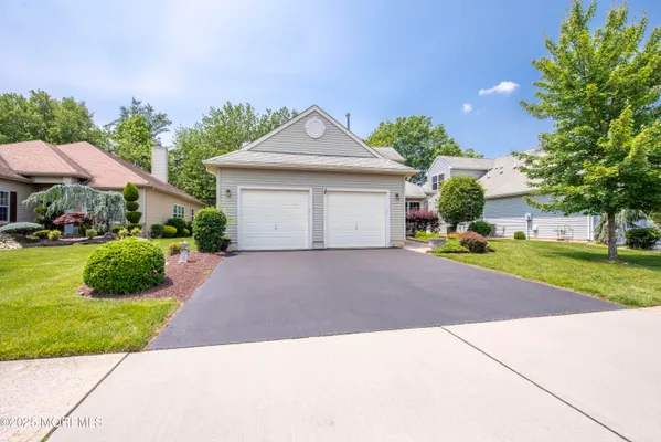 Property Slideshow image 2 of 98 | 221 valencia dr, Monroe, NJ, 08831