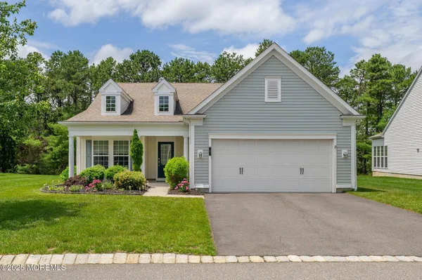 Property Slideshow image 3 of 44 | 5 gainsborough ln, Manchester, NJ, 08759
