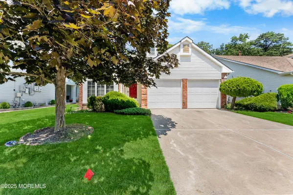 Property Slideshow image 3 of 24 | 1797 sweetbay dr, Toms River, NJ, 08755