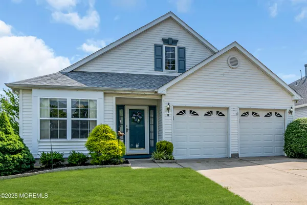 Property Slideshow image 3 of 67 | 18 stewart ct, Jackson, NJ, 08527