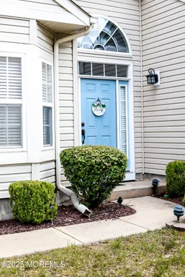 Property Slideshow image 2 of 20 | 18 florian ct, Manchester, NJ, 08759