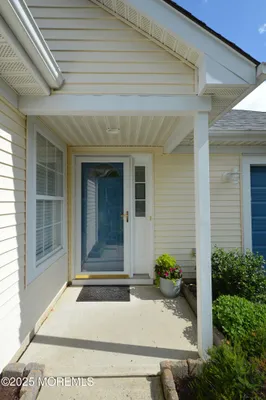 Property Slideshow image 3 of 52 | 3229 flagstone ct, Toms River, NJ, 08755