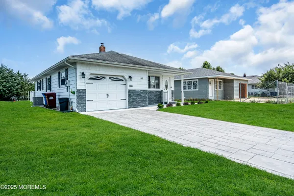 Property Slideshow image 3 of 25 | 68 scarborough pl, Toms River, NJ, 08757