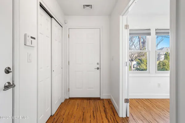 Property Slideshow image 3 of 18 | 1815 mount everest ln, Toms River, NJ, 08753