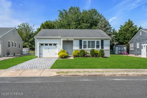 Property Slideshow image 2 of 31 | 89 carlisle rd, Toms River, NJ, 08757