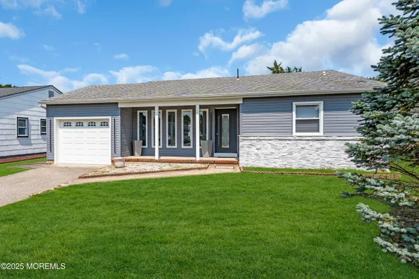 Property Slideshow image 3 of 38 | 16 whitmore dr, Toms River, NJ, 08757