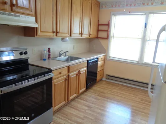 Property Slideshow image 3 of 13 | 6 n chestnut ave, Whiting, NJ, 08759