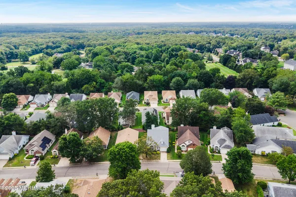 Property Slideshow image 2 of 42 | 1453 forelle ln, Toms River, NJ, 08755