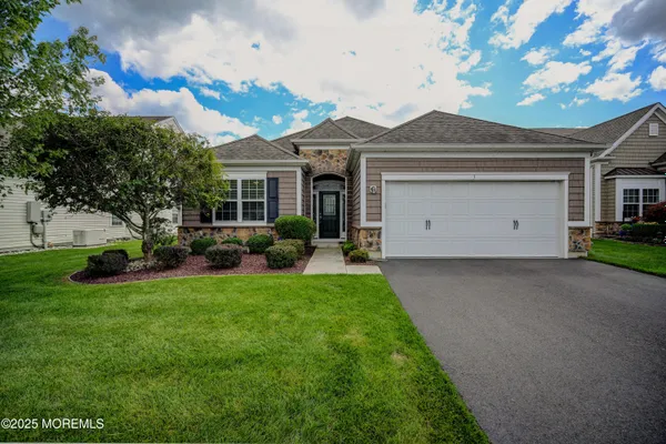 Property Slideshow image 2 of 58 | 3 w rossini ct, Farmingdale, NJ, 07727