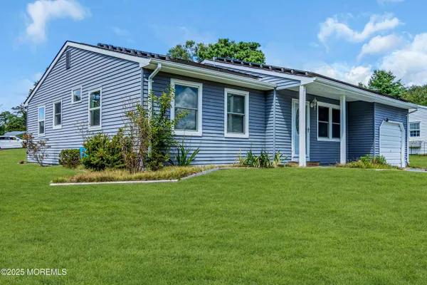 Property Slideshow image 3 of 14 | 23 brentwood st # 73, Whiting, NJ, 08759