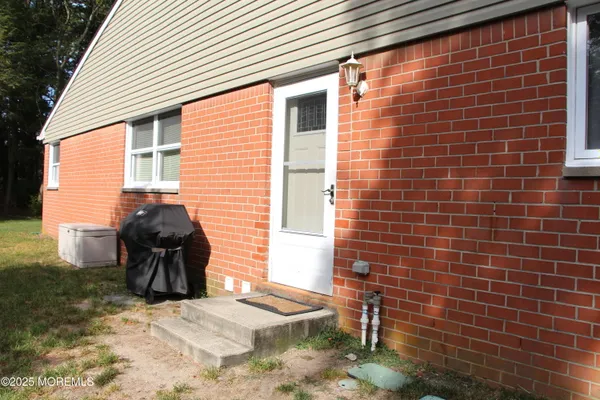 Property Slideshow image 2 of 26 | 18a independence pkwy, Whiting, NJ, 08759