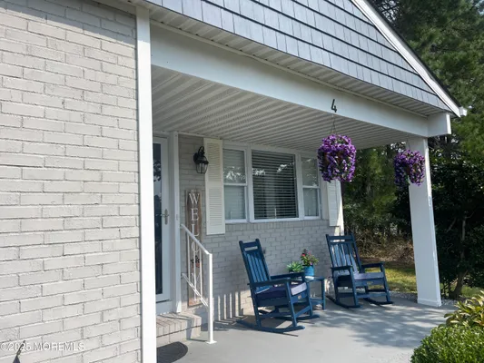 Property Slideshow image 2 of 28 | 4 portsmouth dr, Toms River, NJ, 08757