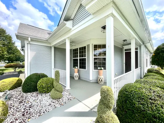 Property Slideshow image 3 of 50 | 87 huntington dr, Jackson, NJ, 08527