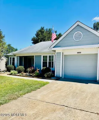 Property Slideshow image 3 of 22 | 1038a canterbury dr, Manchester, NJ, 08759