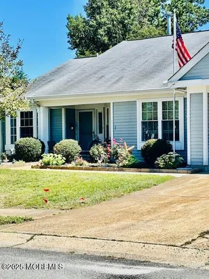 Property Slideshow image 2 of 22 | 1038a canterbury dr, Manchester, NJ, 08759