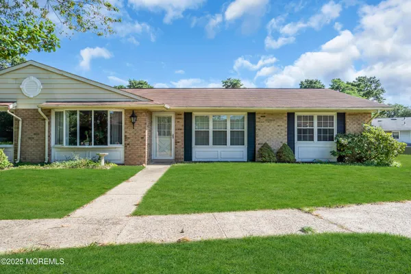 Property Slideshow image 2 of 55 | 104b buckingham dr, Manchester, NJ, 08759