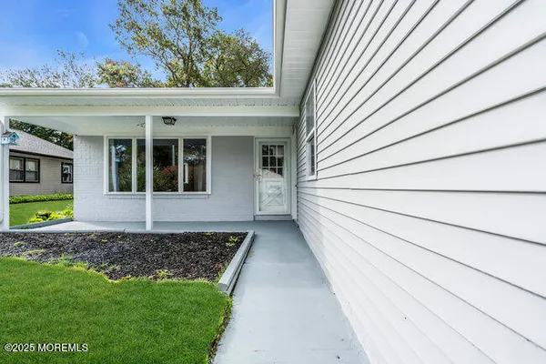 Property Slideshow image 2 of 24 | 257 lexington dr, Little Egg Harbor Twp, NJ, 08087