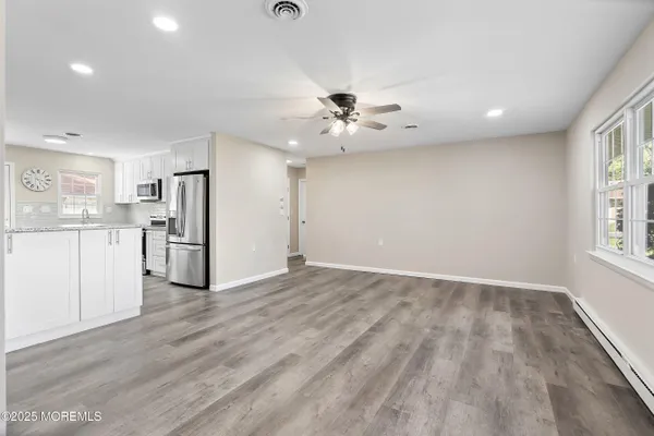 Property Slideshow image 3 of 62 | 6d gramercy ln, Manchester, NJ, 08759