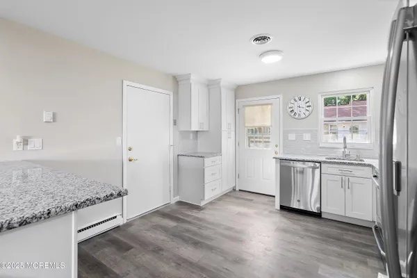 Property Slideshow image 2 of 62 | 6d gramercy ln, Manchester, NJ, 08759