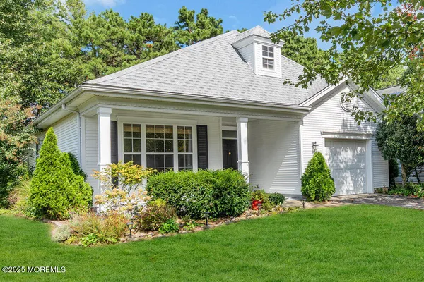 Property Slideshow image 2 of 26 | 18 evergreen springs dr, Lakewood, NJ, 08701