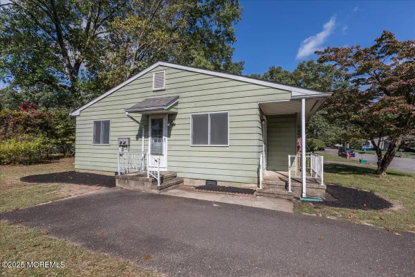 Property Slideshow image 2 of 49 | 10b virginia dr, Whiting, NJ, 08759