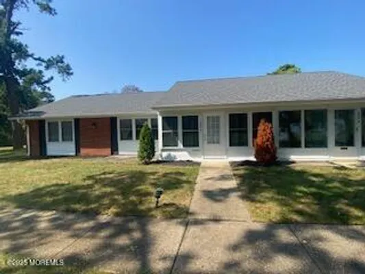 Property Slideshow image 2 of 36 | 646 a plymouth dr, Lakewood, NJ, 08701