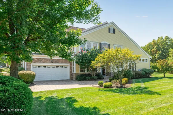 Property Slideshow image 2 of 46 | 2 hazelwood ter, Tinton Falls, NJ, 07724