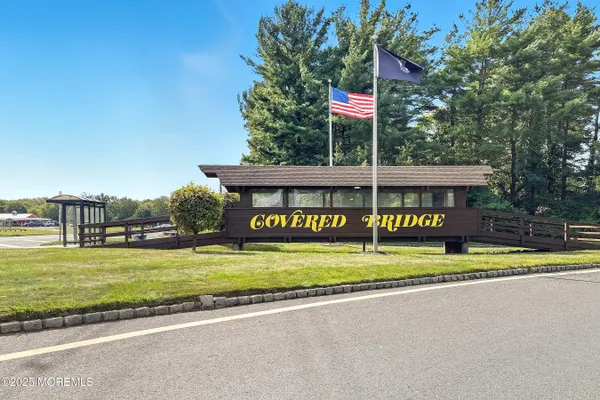 Property Slideshow image 3 of 48 | 154 cross slope ct g, Manalapan, NJ, 07726