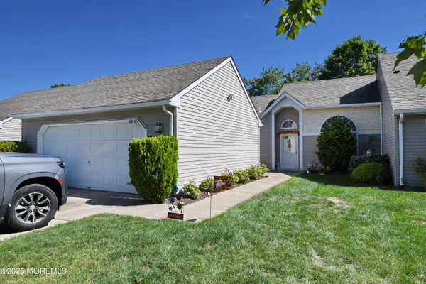 Property Slideshow image 2 of 25 | 661 azalea plz 661c, Monroe, NJ, 08831