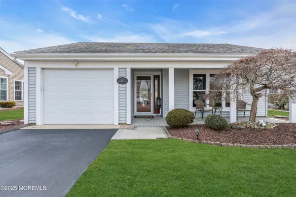 Property Slideshow image 2 of 23 | 25 greenwich ave, Manchester, NJ, 08759