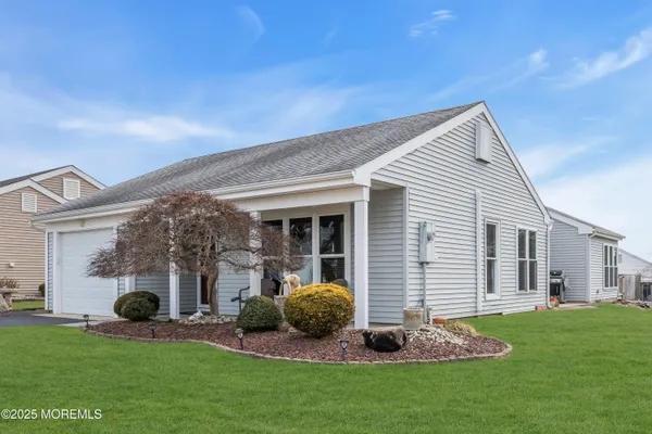 Property Slideshow image 3 of 23 | 25 greenwich ave, Manchester, NJ, 08759