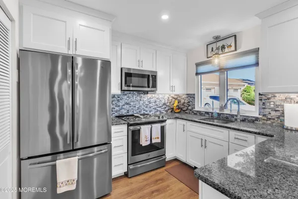 Property Slideshow image 3 of 40 | 478a buckingham dr, Manchester, NJ, 08759