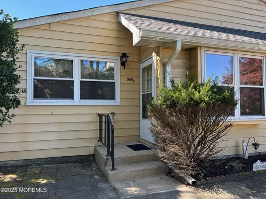 Property Slideshow image 2 of 27 | 969 constitution blvd c, Whiting, NJ, 08759