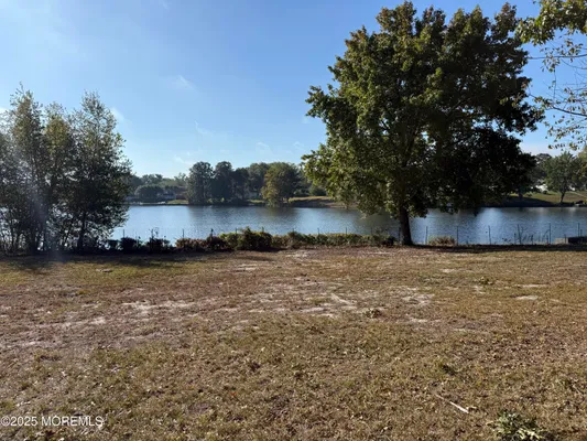 Property Slideshow image 2 of 19 | 1853 yorktowne blvd, Toms River, NJ, 08753