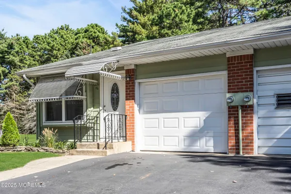 Property Slideshow image 3 of 62 | 19a valley forge dr, Whiting, NJ, 08759