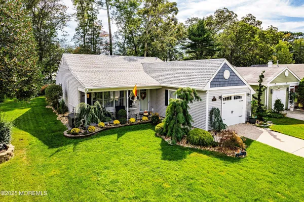 Property Slideshow image 3 of 30 | 219 lexington dr, Little Egg Harbor Twp, NJ, 08087