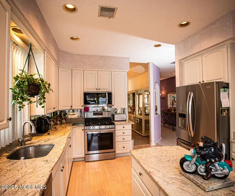 Property Slideshow image 2 of 45 | 79 chichester rd, Monroe, NJ, 08831