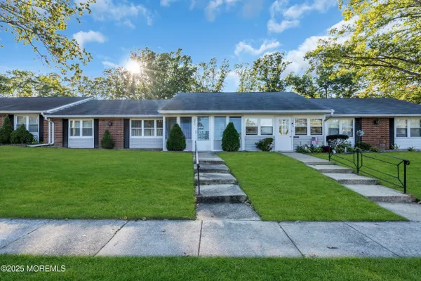 Property Slideshow image 2 of 27 | 282 huntington dr c, Lakewood, NJ, 08701