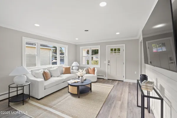 Property Slideshow image 3 of 37 | 18 banning ct, Toms River, NJ, 08757