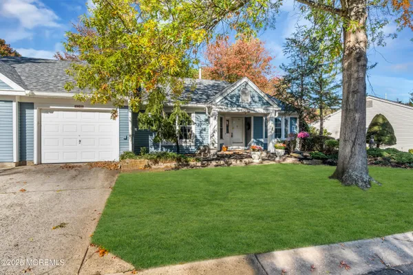 Property Slideshow image 2 of 45 | 1124b thornbury ln, Manchester, NJ, 08759