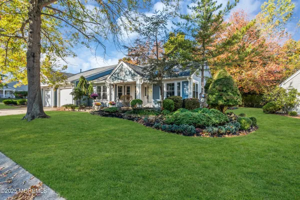 Property Slideshow image 3 of 45 | 1124b thornbury ln, Manchester, NJ, 08759